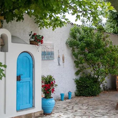 Authentic Charm In Sykia, Sithonia Paralia Sikias